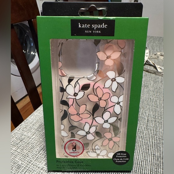 kate spade Accessories - Kate Spade NWT Protective Hardshell MagSafe Case iPhone 15 Pro Max